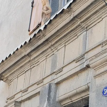 شقة Le Cocon De La Republique T3 Mezzanine Belle Vue Plein Sud Sans Vis A Vis Dans Petite Tres Calme Centre